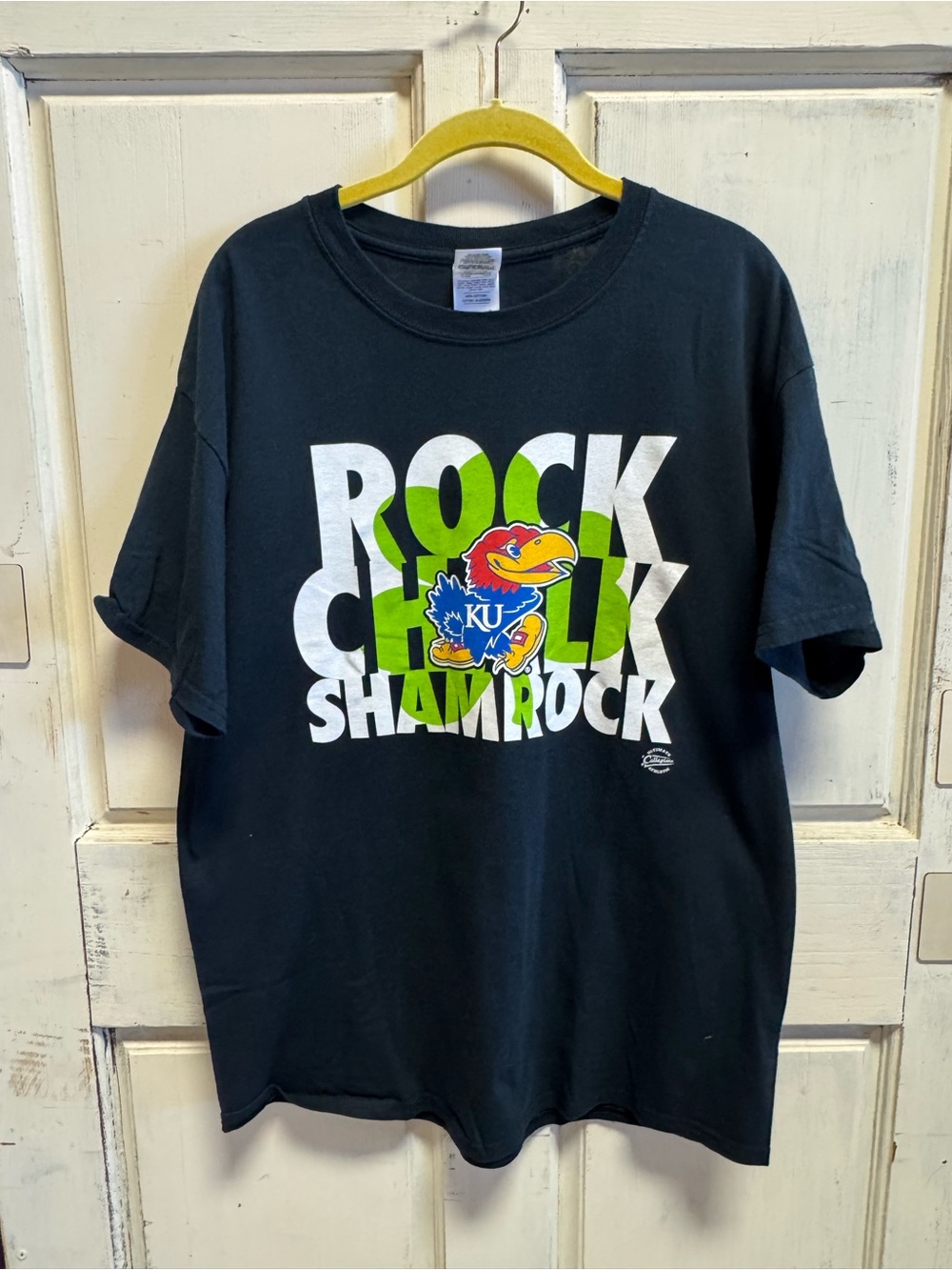 Men’s Kansas Jayhawks 'Rock the Shamrock' Graphic Tee